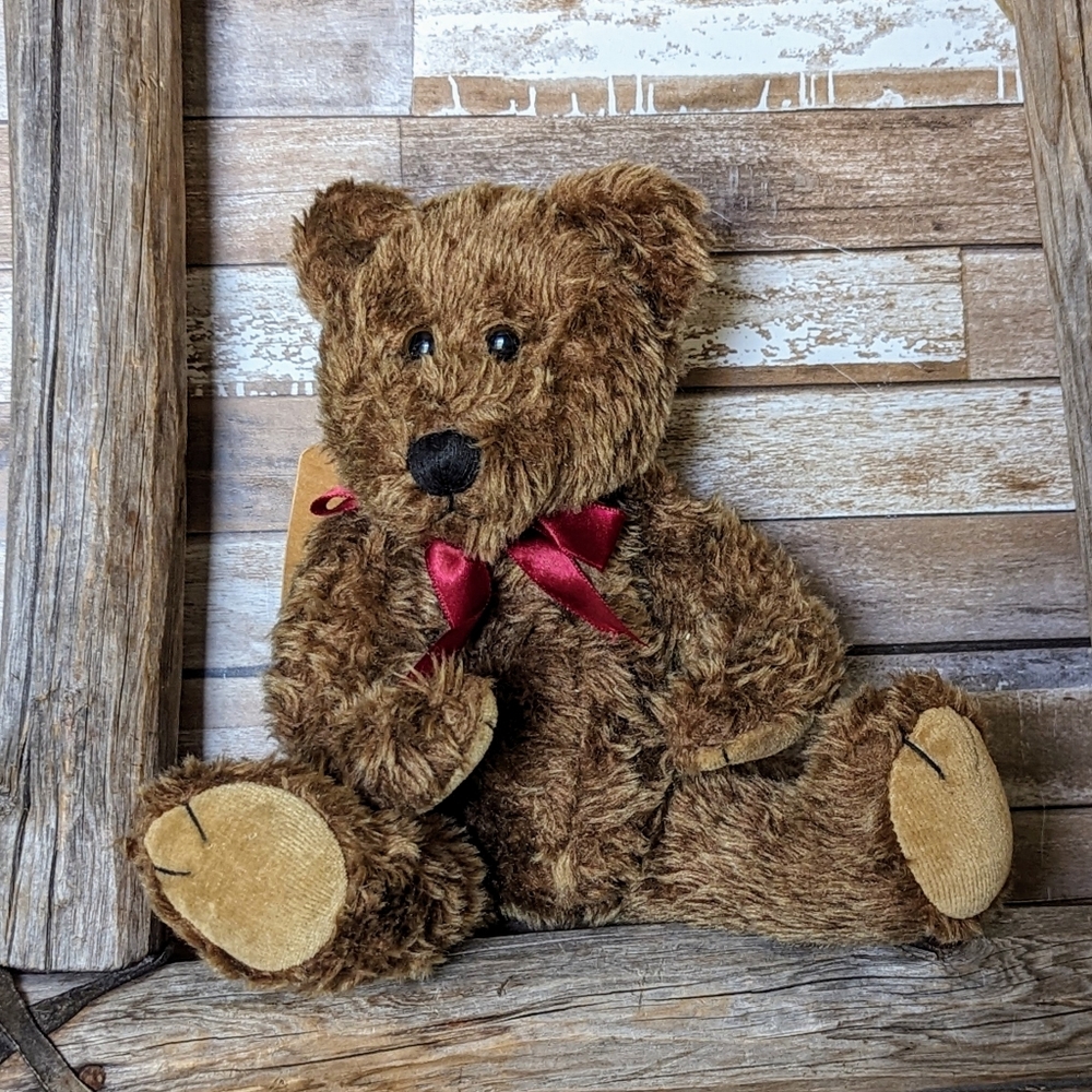 Boyds Bears "Ellsworth V Berriman Plush Teddy Bear W Burgundy Bow